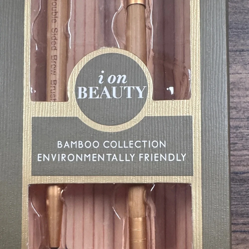 Brow Envy Defining Kit with Gold Accents